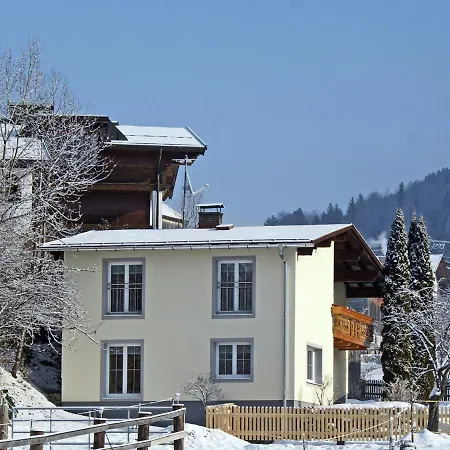 Nyaraló Petter 1
